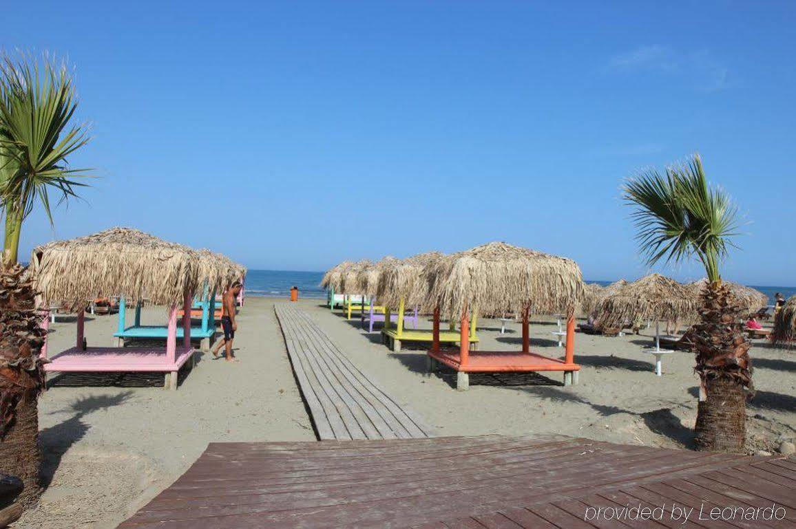 Best Western Plus Larco Hotell Larnaca Exteriör bild